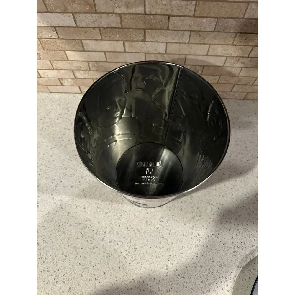 2017 Star Wars The Last Jedi movie theater collectors popcorn bucket w lid (g16)